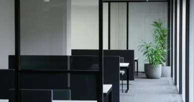 ทำไมคนหาพื้นที่ทำงานในเขตธนบุรี: เจตนาในการค้นหา ประเภทออฟฟิศ (Virtual Office, Co‑working, Serviced Office) และข้อดีข้อเสียแต่ละแบบ