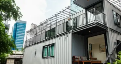 บ้านคอนเทนเนอร์ เขตพญาไท: คู่มือครบถ้วนในการหาซื้อ เช่า ดัดแปลง และขออนุญาตใช้พื้นที่