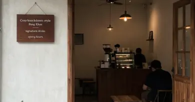 ทำความรู้จักร้านกาแฟน็อคดาวน์ เขตบางแค — ประวัติ เมนูเด่น บรรยากาศ และเวลาเปิด-ปิด